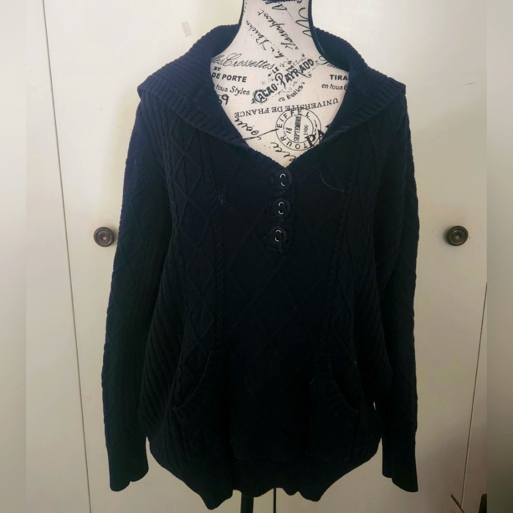 Women's Black Cable Knit Sweater